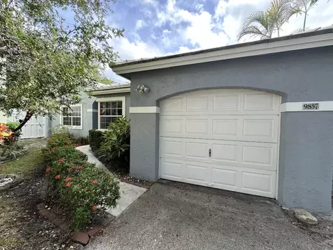 9857 NW 2nd, Plantation, FL 33324