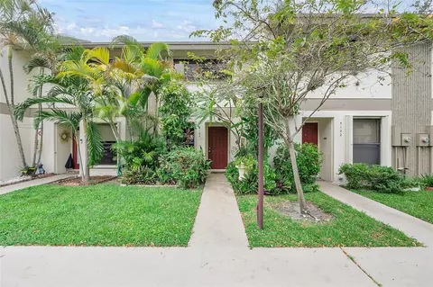 3024 S Oakland Forest Dr #3103, Oakland Park, FL 33309
