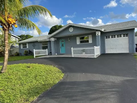 2166 Dorson, Delray Beach, FL 33445