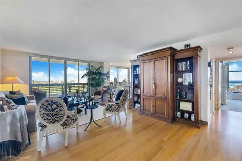 3530 Mystic Pointe Dr #2709, Aventura, FL 33180