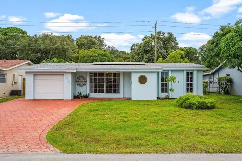 8528 Southampton, Miramar, FL 33025