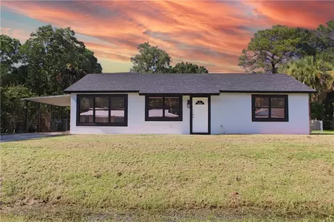 8506 Pensacola Rd, Fort Pierce, FL 34951