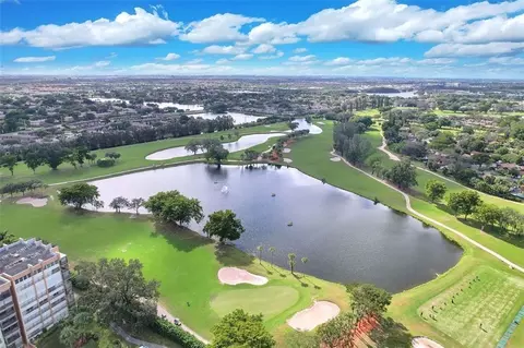 1300 Saint Charles #605, Pembroke Pines, FL 33026