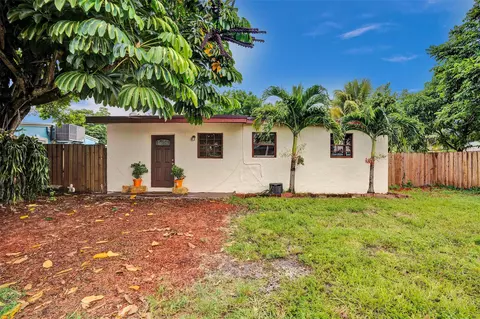 3761 SW 45th Ter, West Park, FL 33023