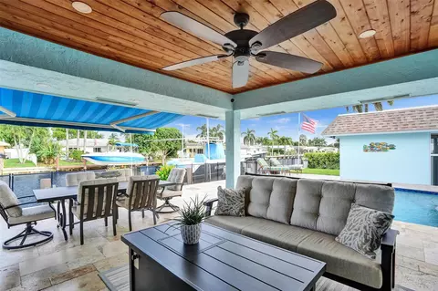 660 SE 5th Ter, Pompano Beach, FL 33060