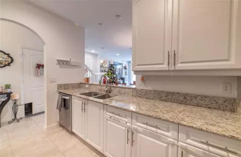 5769 Monterra Club Dr, Lake Worth, FL 33463