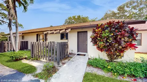 27 Via De Casas Norte #27, Boynton Beach, FL 33426