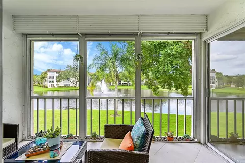 1202 Bahama Bnd #G2, Coconut Creek, FL 33066