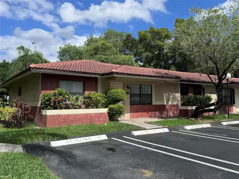 9607 NW 4th #2A, Coral Springs, FL 33071