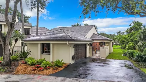 445 NW 97th Ave, Plantation, FL 33324