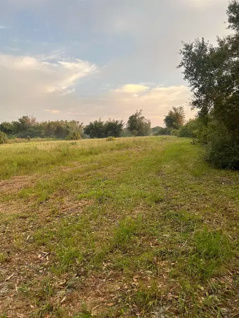 10115 NE 20th Ln, Okeechobee, FL 34974