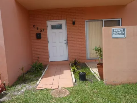 620 SW 80th Ter, North Lauderdale, FL 33068