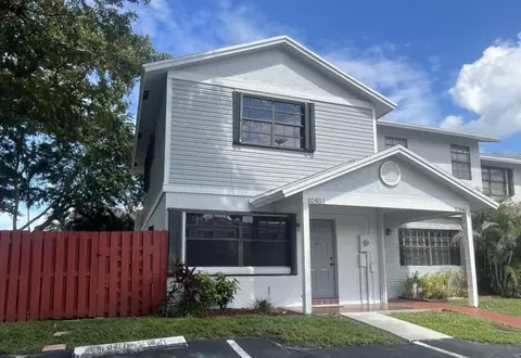 10651 NW 1st, Pembroke Pines, FL 33026