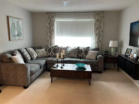 6260 NE 18th Ave #824, Fort Lauderdale, FL 33334