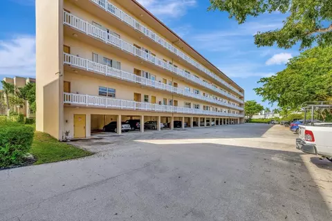 6731 Cypress #111, Plantation, FL 33317