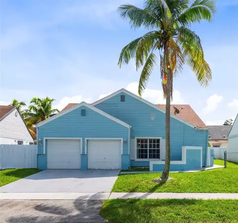 1467 SW 85th, Pembroke Pines, FL 33025