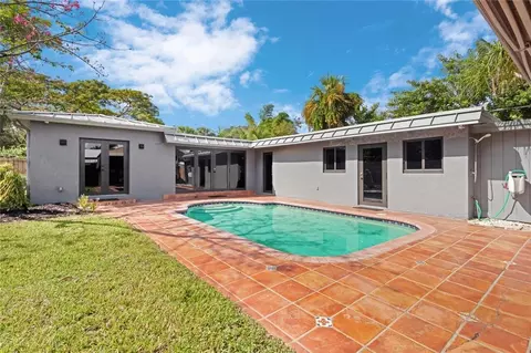 621 SW 18th, Fort Lauderdale, FL 33315