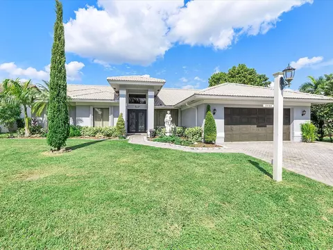 9465 NW 1st St, Coral Springs, FL 33071
