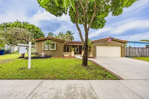 5561 SW 94th, Cooper City, FL 33328