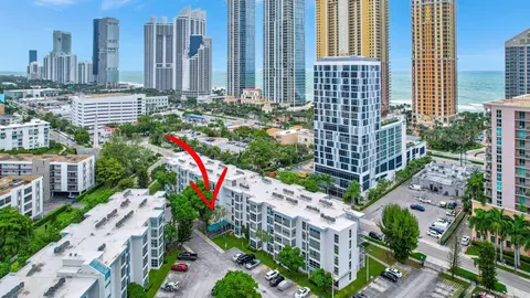 17620 Atlantic #211, Sunny Isles Beach, FL 33160