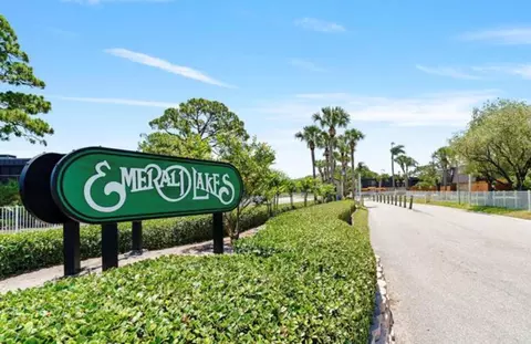 5624 SE Windsong #422, Stuart, FL 34997
