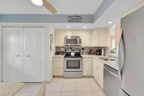 7640 NW 18th #108, Margate, FL 33063