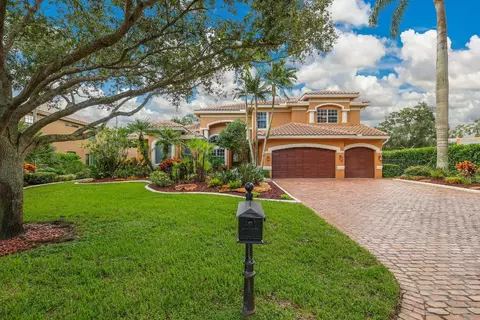 3002 E Lake Vis, Davie, FL 33328