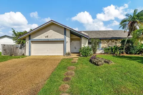 8208 Cassia, Tamarac, FL 33321