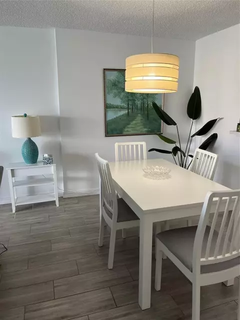 301 SE 3rd St #405, Dania Beach, FL 33004