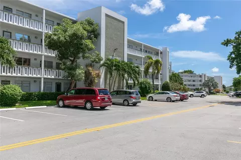 3017 Lyndhurst I #3017, Deerfield Beach, FL 33442