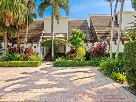 424 Hendricks Isle #10, Fort Lauderdale, FL 33301
