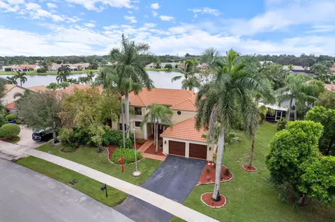9580 Hollyhock Ct, Davie, FL 33328