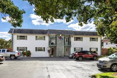 336 SW 1st #B-5, Pompano Beach, FL 33060
