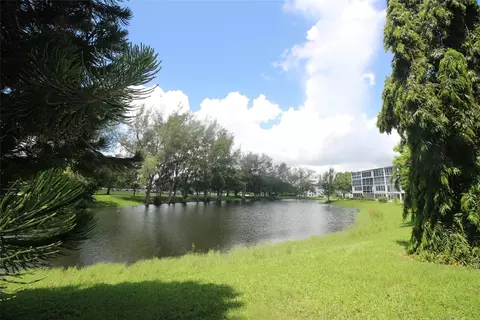 1160 Cambridge G #1160, Deerfield Beach, FL 33442