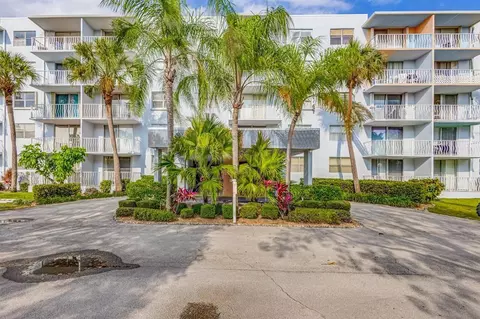 470 Executive Center Dr #2-A, West Palm Beach, FL 33401