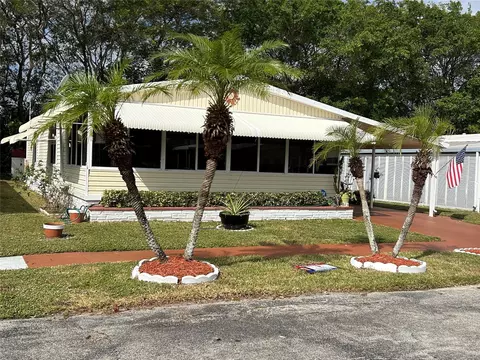 5375 NW 4th Ter, Pompano Beach, FL 33064