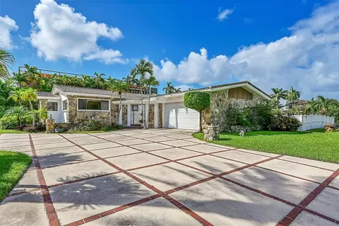 600 Hibiscus, Hallandale Beach, FL 33009