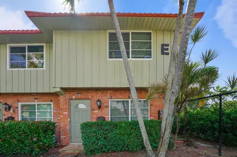 152 NE 20th Ct #10E, Wilton Manors, FL 33305