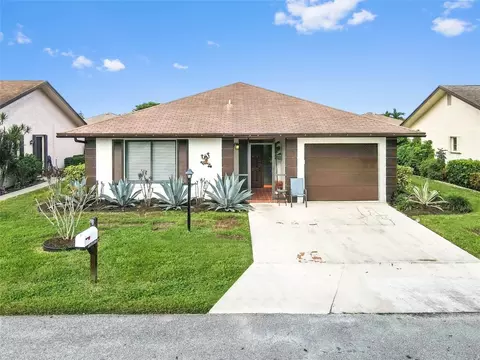 6294 Red Cedar, Greenacres, FL 33463