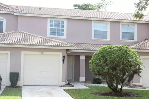 8530 W Southgate Shores Cir #8530, Tamarac, FL 33321