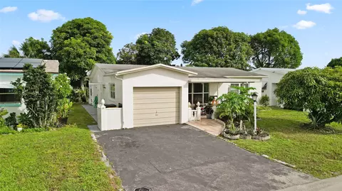 4873 NW 43rd Ct, Lauderdale Lakes, FL 33319