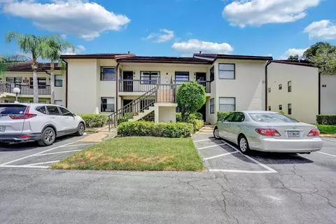 7674 Tahiti #205, Lake Worth, FL 33467