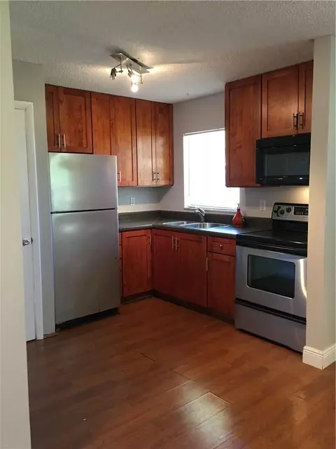 5168 NE 6th Ave #413, Fort Lauderdale, FL 33334