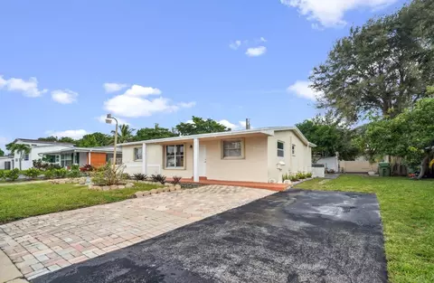 7340 NW 1st, Pembroke Pines, FL 33024