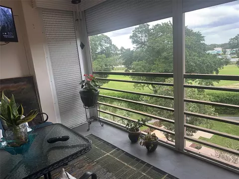 1400 Saint Charles Pl #508, Pembroke Pines, FL 33026