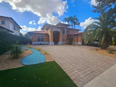 15704 NW 81st, Miami Lakes, FL 33016