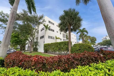 10001 W Bay Hbr #203, Bay Harbor Islands, FL 33154