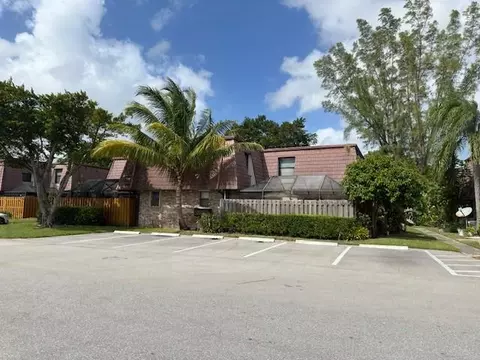 7646 Courtyard Run #113, Boca Raton, FL 33433