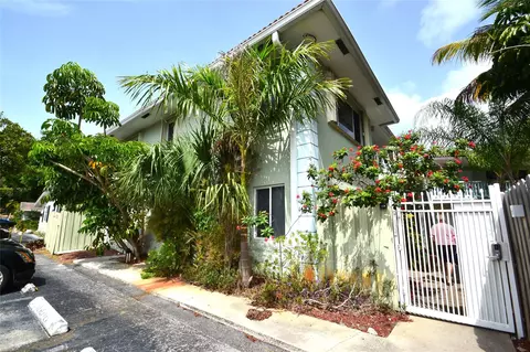 1423 Holly Heights Dr #3, Fort Lauderdale, FL 33304