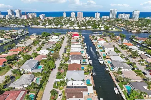 2636 SE 13th Ct, Pompano Beach, FL 33062